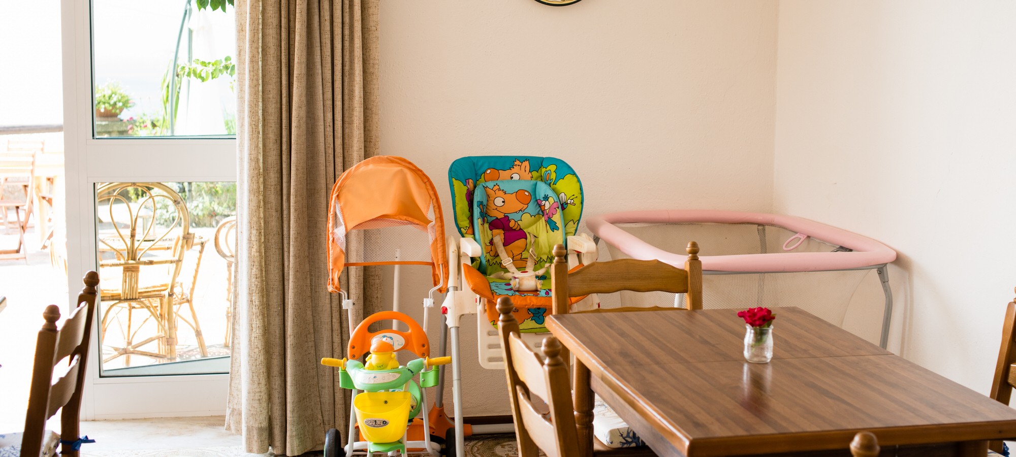 Bed and Breakfast ad Ischia, sala interna tradizionale con giochi per bimbi